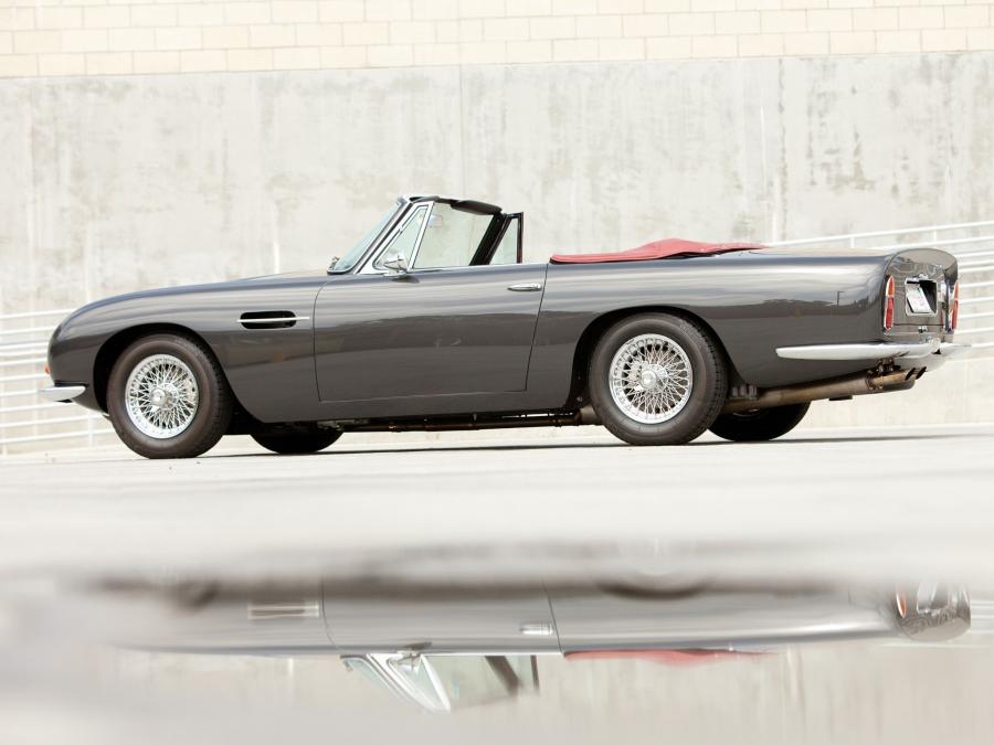  Aston Martin DB6 Volante (3635/R) 1967 года  (фото 11 из 32)